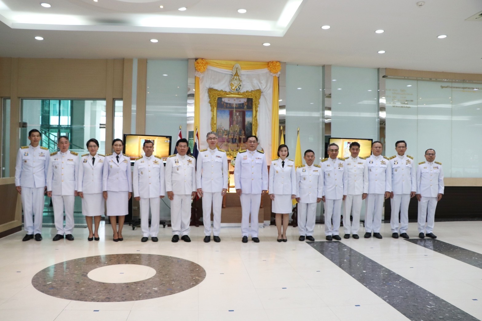 สศอ. ร่วมพิธีถวายพระพรชัยมงคล เนื่องในโอกาสวันเฉลิมพระชนมพรรษา พระบาทสมเด็จพระเจ้าอยู่หัวฯ และพิธีถวายสัตย์ปฏิญาณเพื่อเป็นข้าราชการที่ดีและพลังของแผ่นดิน ประจำปี 2566