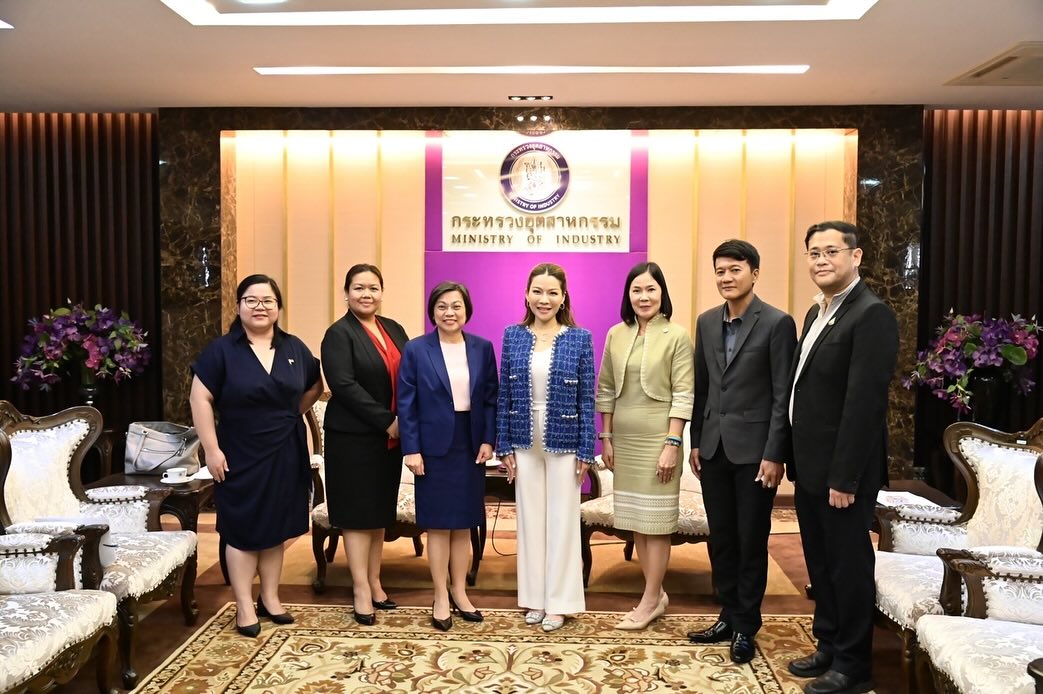 ผู้ช่วยรัฐมนตรีประจำกระทรวงอุตสาหกรรมให้การต้อนรับเอกอัครราชทูตสาธารณรัฐฟิลิปปินส์