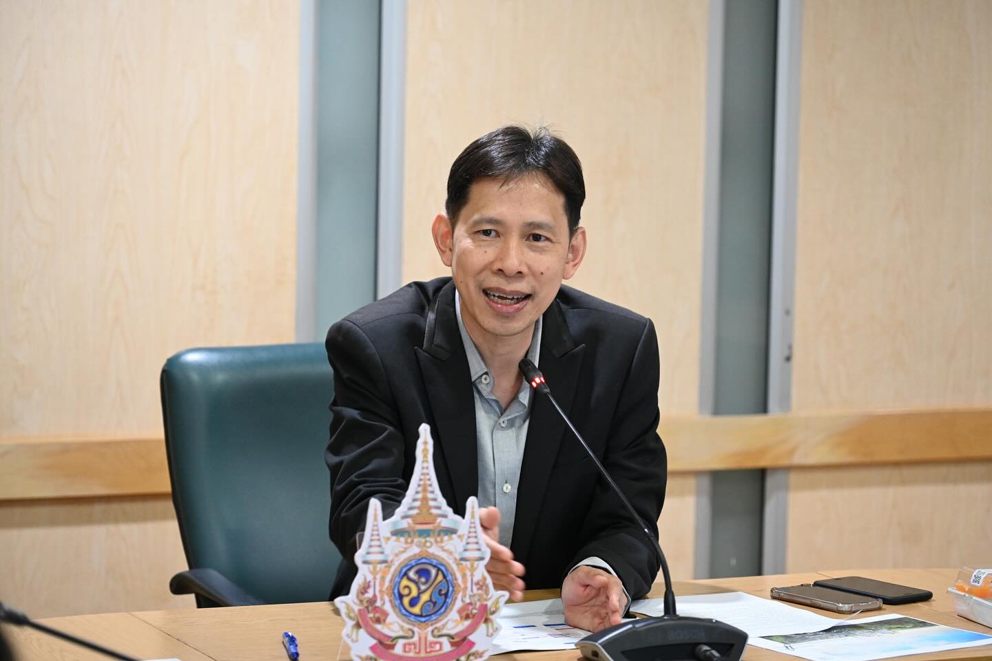 The OIE held a meeting with the BCG Model Working Group from the FIT, the Petrochemical Industry Group of the FIT, and the Thai Bioplastics Industry Association.