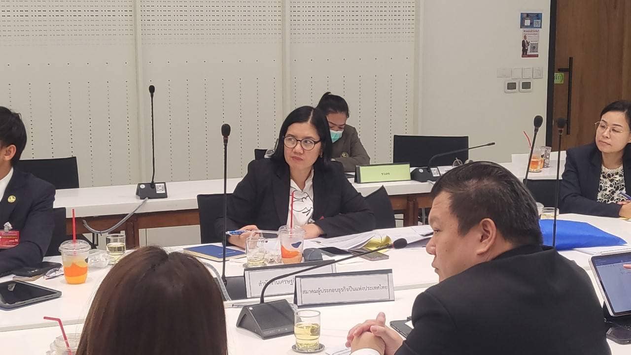 การประชุมคณะอนุกรรมาธิการส่งเสริมบูรณาการอุตสาหกรรมและนวัตกรรมใหม่ที่ลดผลกระทบต่อสิ่งแวดล้อมเพื่อความปลอดภัย เรื่อง การส่งเสริมอุตสาหกรรมป้องกันประเทศ (อุตสาหกรรมปืนเล็ก)