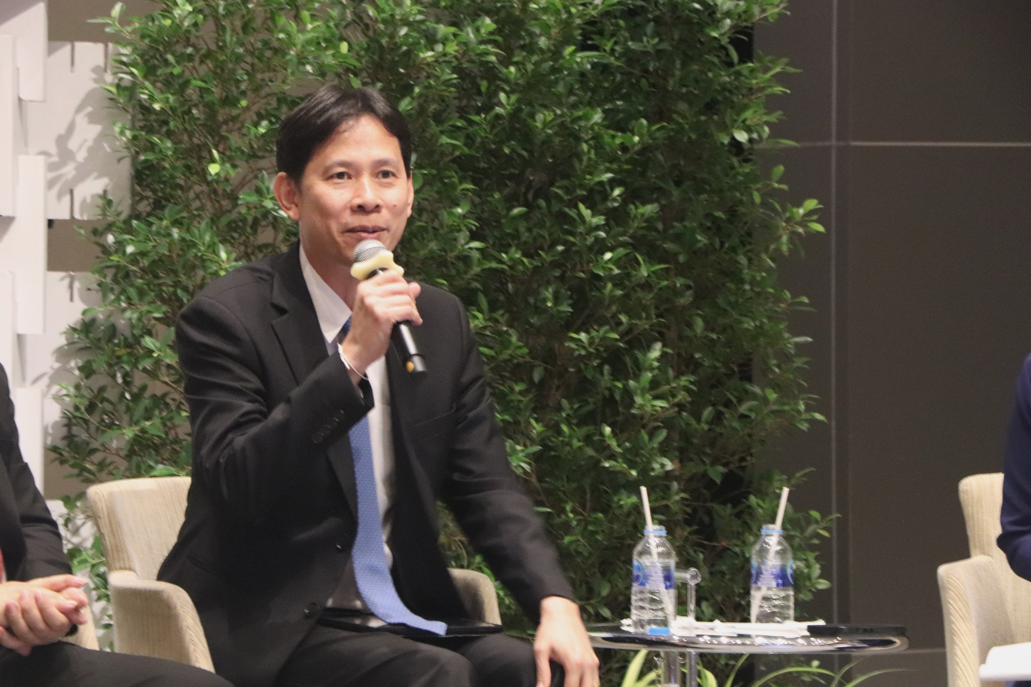 นายกฤศ จันทร์สุวรรณ รองผู้อำนวยการสำนักงานเศรษฐกิจอุตสาหกรรม ผู้แทนกระทรวงอุตสาหกรรม เข้าร่วมเป็นวิทยากรในงาน Panel Talk: Net Zero Accelerator Program Module 7: “การส่งเสริมสู่สังคมคาร์บอนต่ำ“