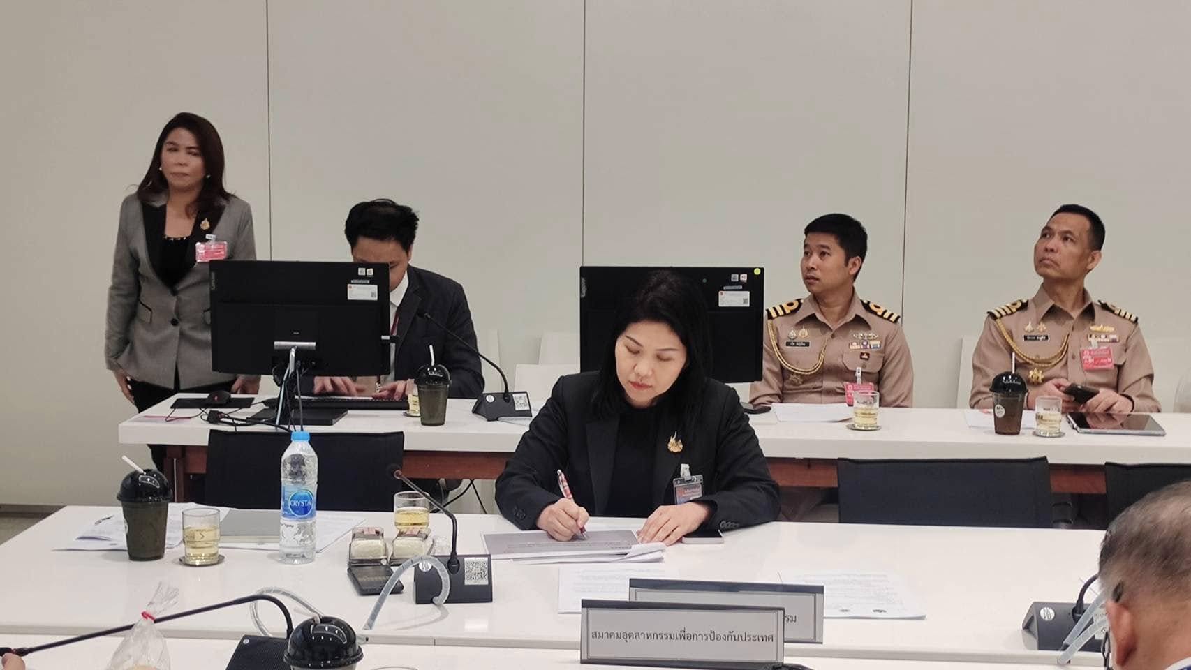 รศอ.ณิรดา และเจ้าหน้าที่ กร.. เข้าร่วมประชุมกับคณะอนุกรรมาธิการส่งเสริมบูรณาการอุตสาหกรรมและนวัตกรรมใหม่ที่ลดผลกระทบต่อสิ่งแวดล้อมเพื่อความปลอดภัย