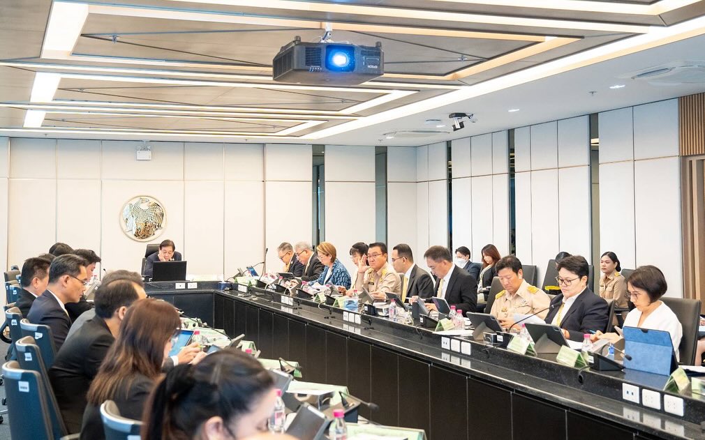 สศอ. เข้าร่วมการประชุมคณะอนุกรรมการกลั่นกรองโครงการกระตุ้นเศรษฐกิจ ครั้งที่ 9/2568