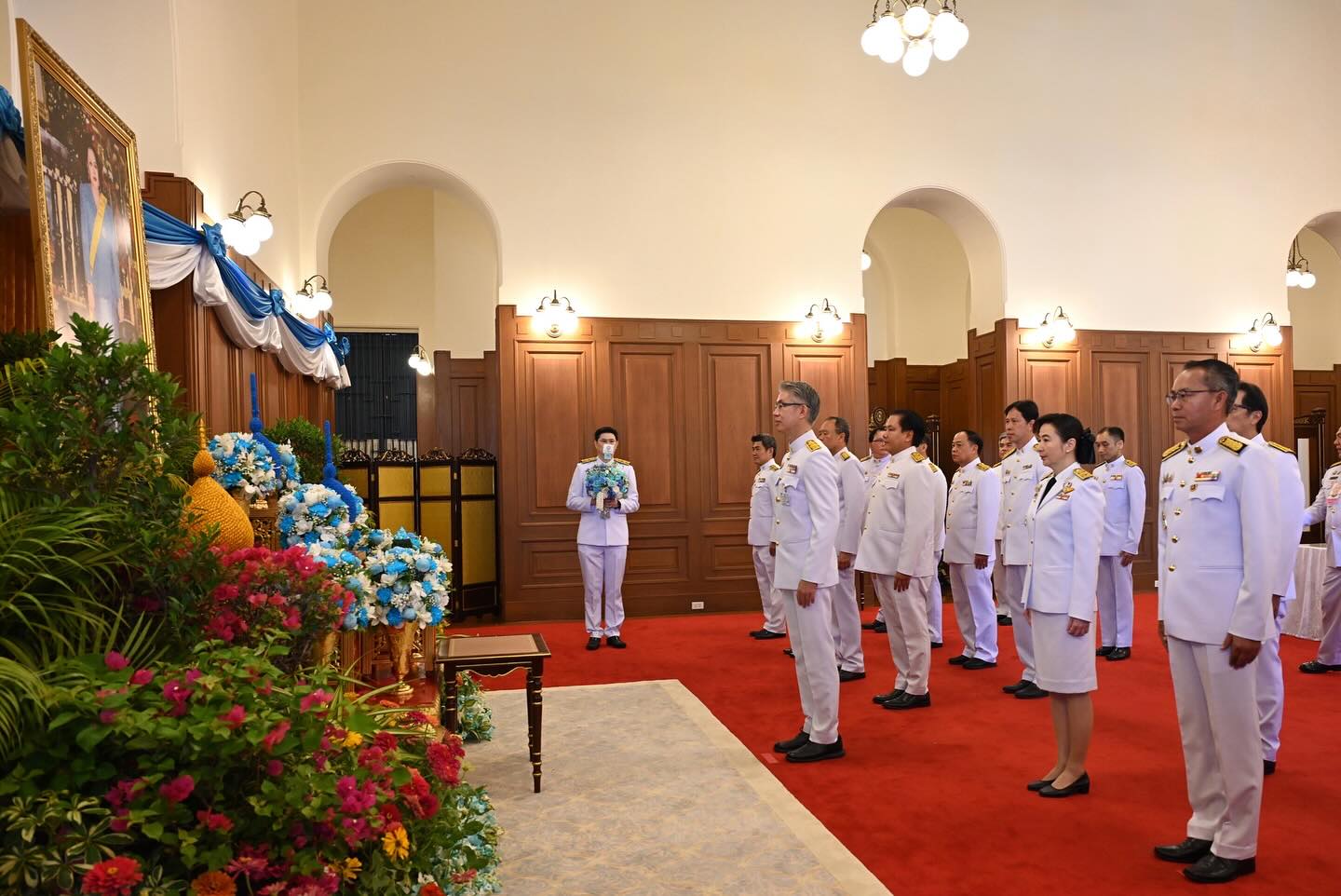 สศอ. ร่วมพิธีลงนามถวายพระพรสมเด็จพระนางเจ้าสิริกิติ์ พระบรมราชินีนาถ พระบรมราชชนนีพันปีหลวง เนื่องในโอกาสวันเฉลิมพระชนมพรรษา 12 สิงหาคม 2568
