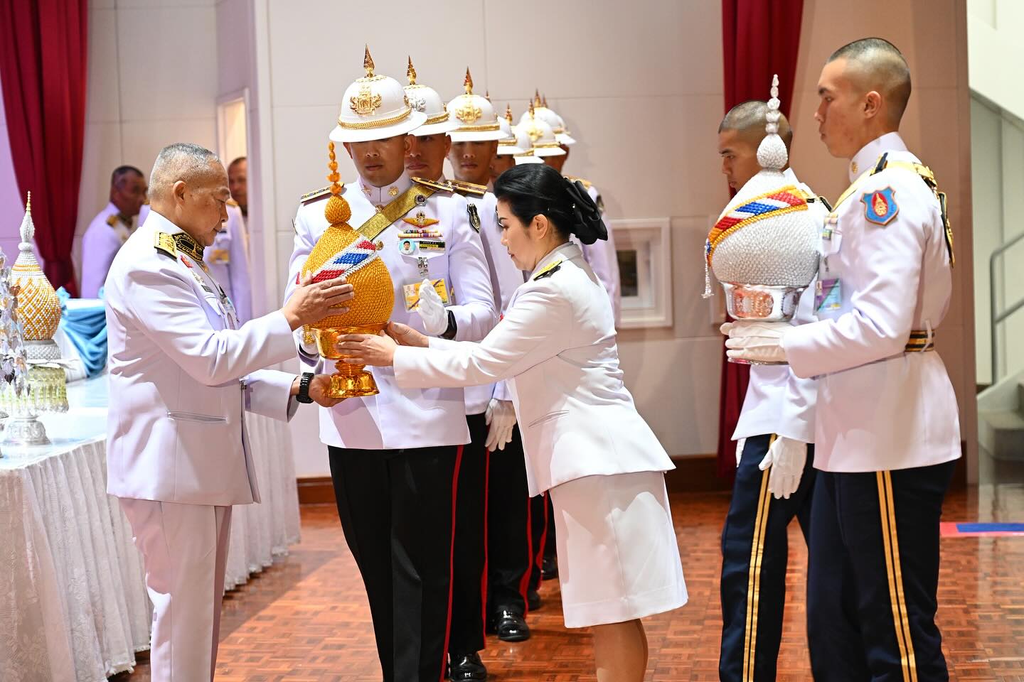 สศอ. ร่วมพิธีอัญเชิญเครื่องราชสักการะและพานพุ่มไปทูลเกล้าฯ ถวาย เนื่องในโอกาสวันเฉลิมพระชนมพรรษาสมเด็จพระนางเจ้าสิริกิติ์ พระบรมราชินีนาถ พระบรมราชชนนีพันปีหลวง 12 สิงหาคม 2568