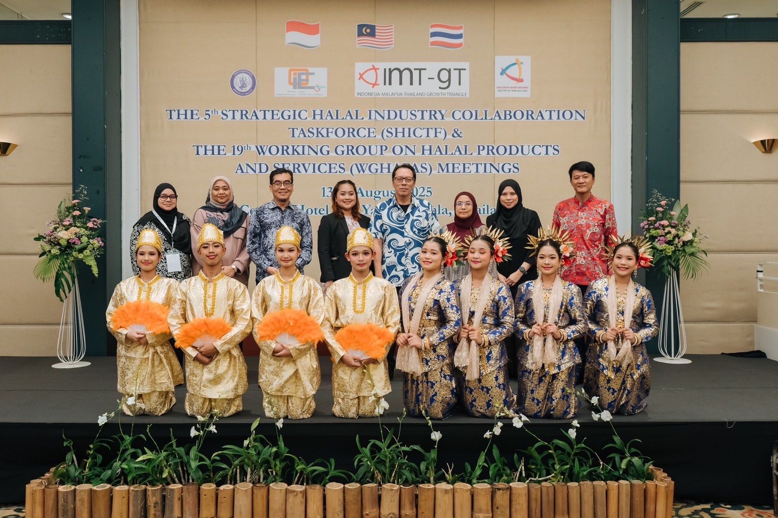 สำนักงานเศรษฐกิจอุตสาหกรรม กระทรวงอุตสาหกรรม เป็นเจ้าภาพจัดงานเลี้ยงรับรองอาหารค่ำ (Welcome Dinner) เพื่อเป็นเกียรติให้กับคณะผู้แทนของการประชุมคณะทำงานเฉพาะกิจความร่วมมือเชิงยุทธศาสตร์อุตสาหกรรมฮาลาล 