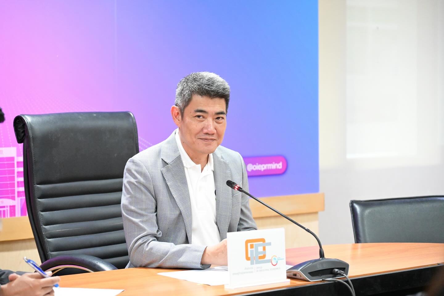 สศอ. ให้การต้อนรับสมาคมการค้าและการลงทุนเอเชียน-สากล พร้อมหน่วยงานภาครัฐและเอกชนจากสาธารณรัฐประชาชนจีน แสวงหาแนวทางความร่วมมือด้านเศรษฐกิจอุตสาหกรรมระดับรายพื้นที่ไทย-จีน