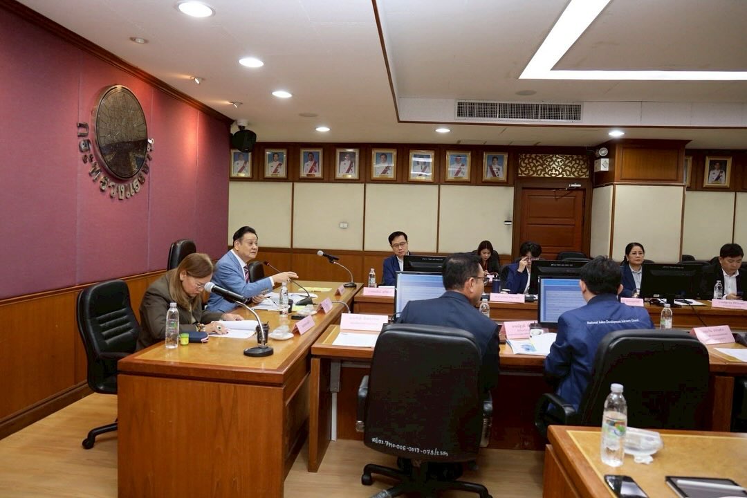สศอ. ร่วมประชุมคณะกรรมการสภาที่ปรึกษาเพื่อพัฒนาแรงงานแห่งชาติ ชุดที่ 21
