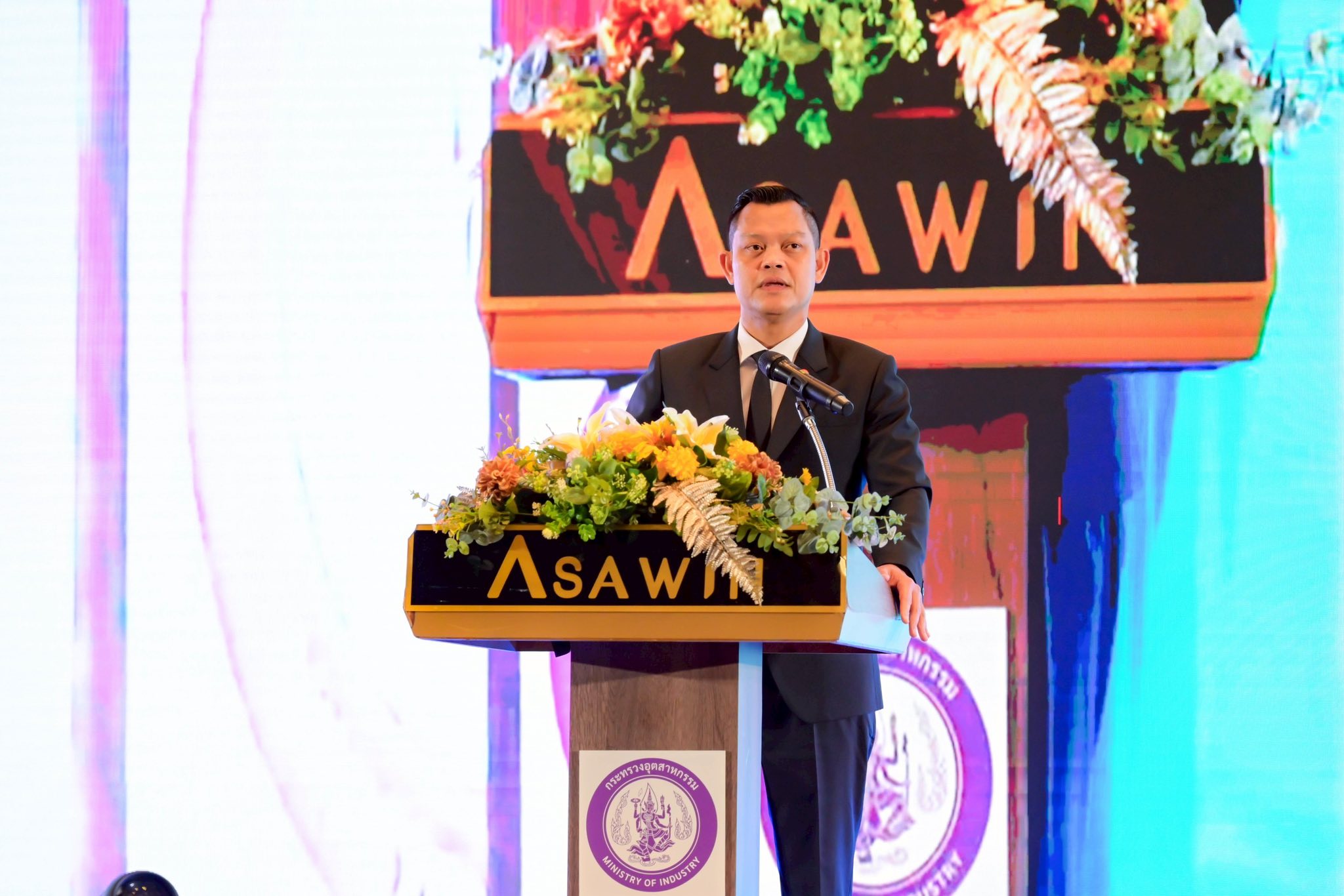 สศอ. เข้าร่วมพิธีเปิดกิจกรรม “อุตสาหกรรมรวมใจ ขับเคลื่อนมาตรฐานไทยทั่วประเทศ” สศอ. เข้าร่วมพิธีเปิดกิจกรรม “อุตสาหกรรมรวมใจ ขับเคลื่อนมาตรฐานไทยทั่วประเทศ”