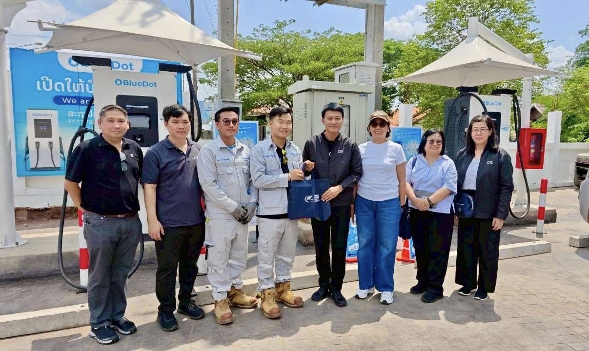 สศอ. ร่วมมือ สถาบันยานยนต์ สำรวจความพร้อมตลาดอุตสาหกรรมยานยนต์ไฟฟ้าและโครงสร้างพื้นฐาน ณ เมืองปากเซ แขวงจำปาสัก สปป.ลาว แสวงหาความร่วมมือด้านรถยนต์พลังงานใหม่ ภายในอนุภูมิภาคแม่โขง-ล้านช้าง