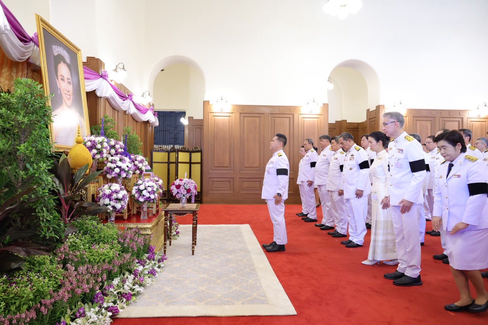 สศอ. ร่วมทูลเกล้าถวายแจกันดอกไม้ และลงนามถวายพระพรสมเด็จพระนางเจ้าฯ พระบรมราชินี เนื่องในโอกาสพระราชพิธีมหามงคลเฉลิม พระชนมพรรษา 4 รอบ 3 มิถุนายน 2569