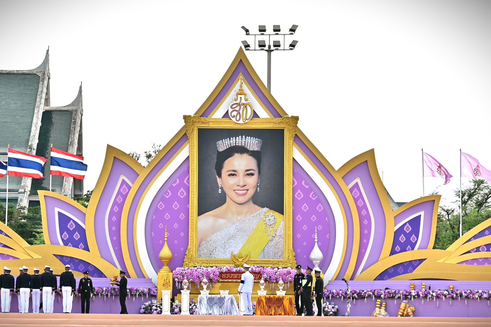 กระทรวงอุตสาหกรรมร่วมพิธีถวายเครื่องราชสักการะและวางพานพุ่ม เนื่องในโอกาสพระราชพิธีมหามงคลเฉลิมพระชนมพรรษา 4 รอบ สมเด็จพระนางเจ้าฯ พระบรมราชินี 3 มิถุนายน 2569