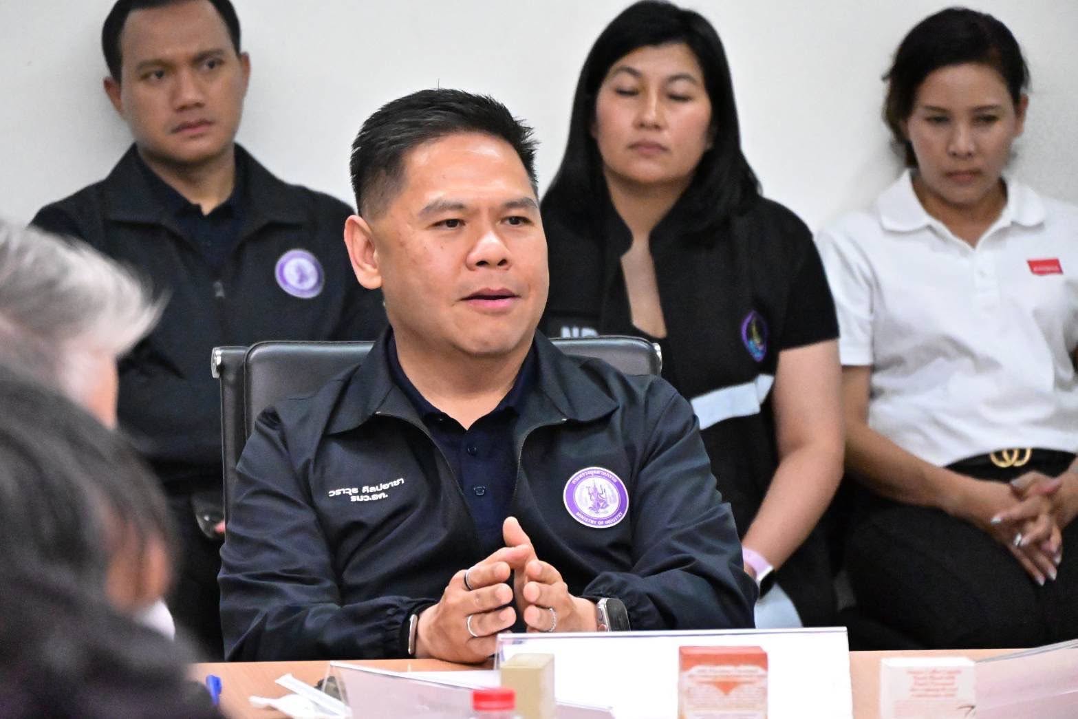 สศอ. ร่วมทีม รวอ. ลงพื้นที่ฉะเชิงเทรา แก้ปัญหาร้องเรียนโรงคั่วกาแฟส่งกลิ่นรบกวนชุมชน สั่งอุตสาหกรรมจังหวัดดูแลใกล้ชิด