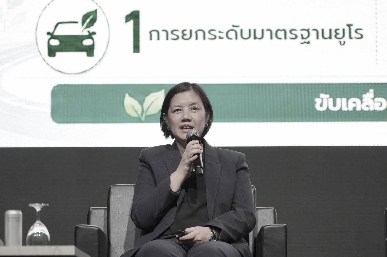 สศอ. ร่วมเสวนา Automotive Summit 2026 ยานยนต์อัจฉริยะ ขับเคลื่อนสู่โลกอนาคต
