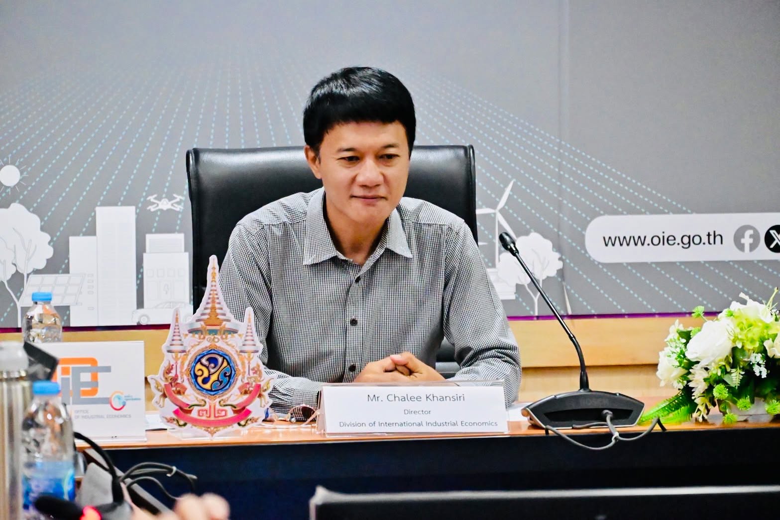 สศอ. หารือกระทรวงอุตสาหกรรมและเทคโนโลยีสารสนเทศของจีน พิจารณาข้อเสนอแนวทางการจัดทำความร่วมมือสาขาอุตสาหกรรมยานยนต์สมัยใหม่ ไทย-จีน