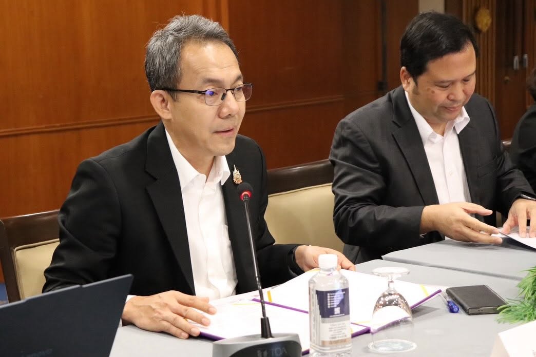 สศอ. ร่วมกับสถาบันยานยนต์ จัดประชุมระดมความเห็นกลุ่มย่อย ครั้งที่ 4 โครงการยุทธศาสตร์อุตสาหกรรมการจัดการซากแบตเตอรี่ยานยนต์ไฟฟ้าอย่างยั่งยืน