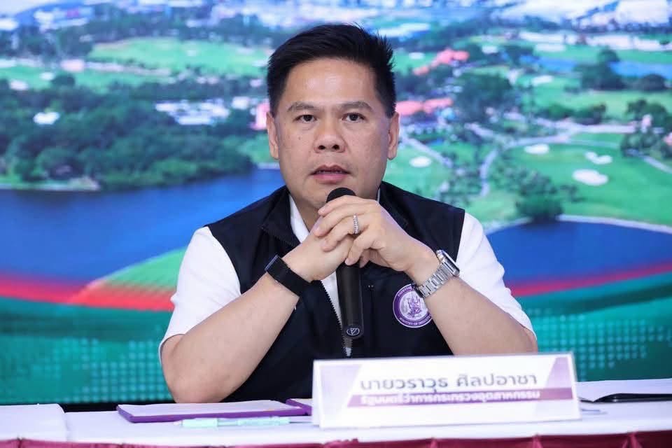 “วราวุธ” ลงพื้นที่อมตะซิตี้ รับฟังปัญหาผลกระทบน้ำท่วม สั่ง กนอ. สรุปเรื่องเตรียมชง ครม. ออกมาตรการเยียวยาใน 1-2 สัปดาห์ เรียกความเชื่อมั่นผู้ประกอบการ-ฟื้นฟูโรงงานทั่วประเทศฯ